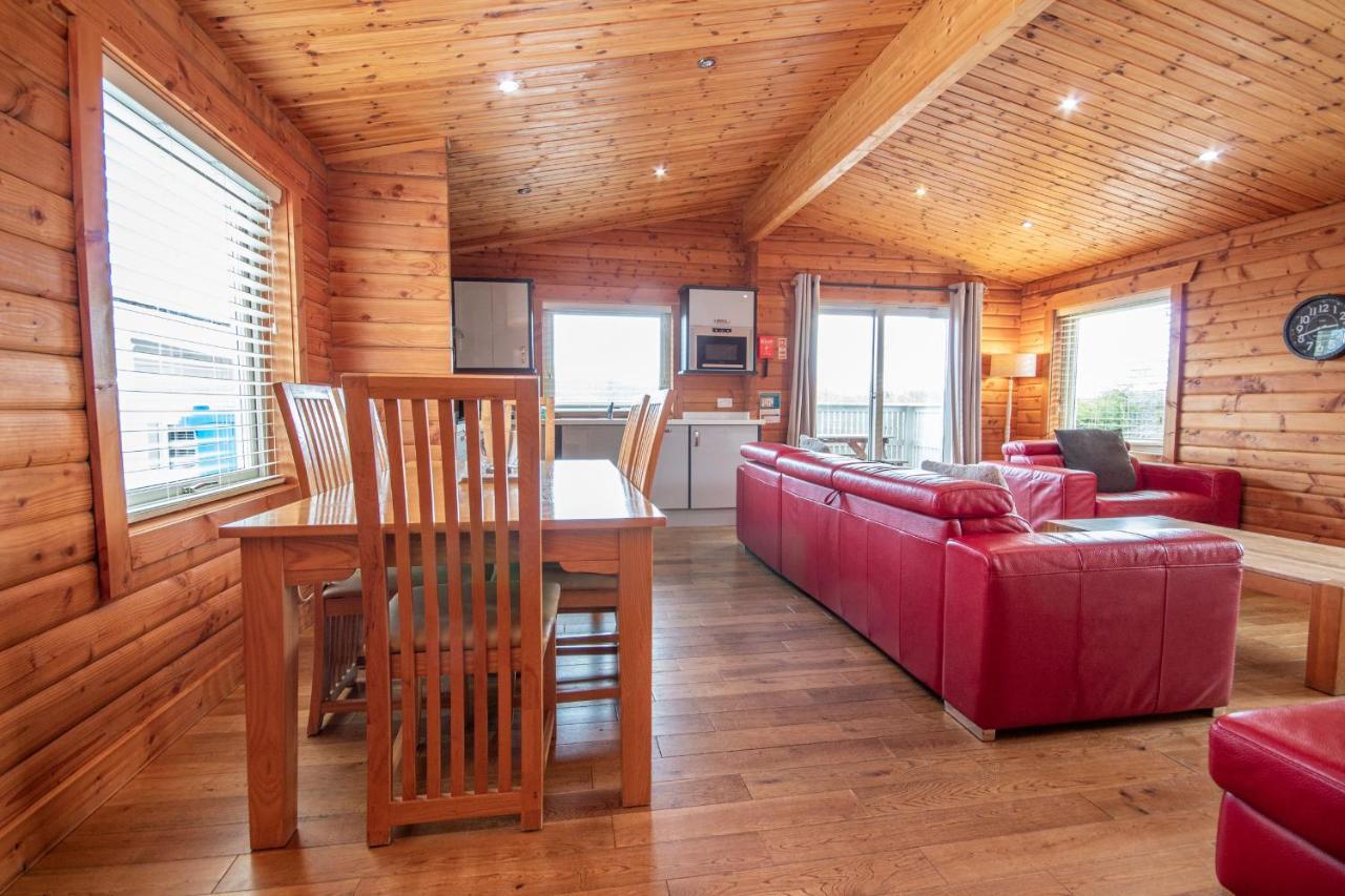 Aviemore Lodges Exterior foto